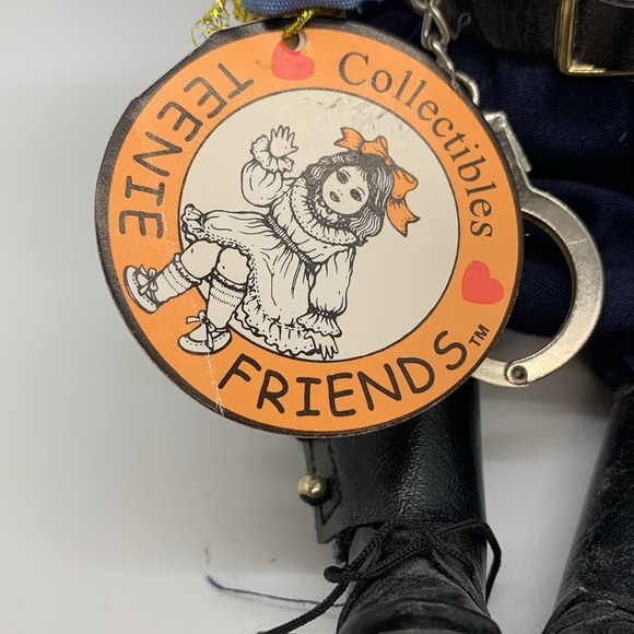 TEENIE FRIENDS Collectibles Dolls. “Melissa” Police Officer code k504 - Picture 2 of 4